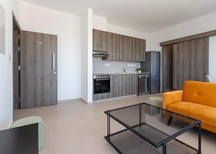 Appartamento Bluestar Limisso